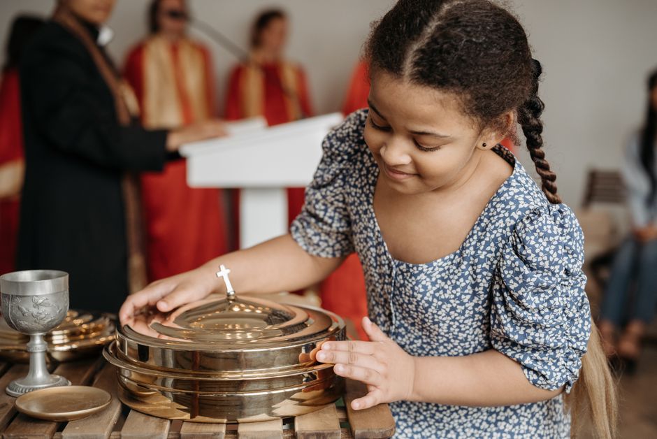 Preparing Your Child for Their First Holy Communion